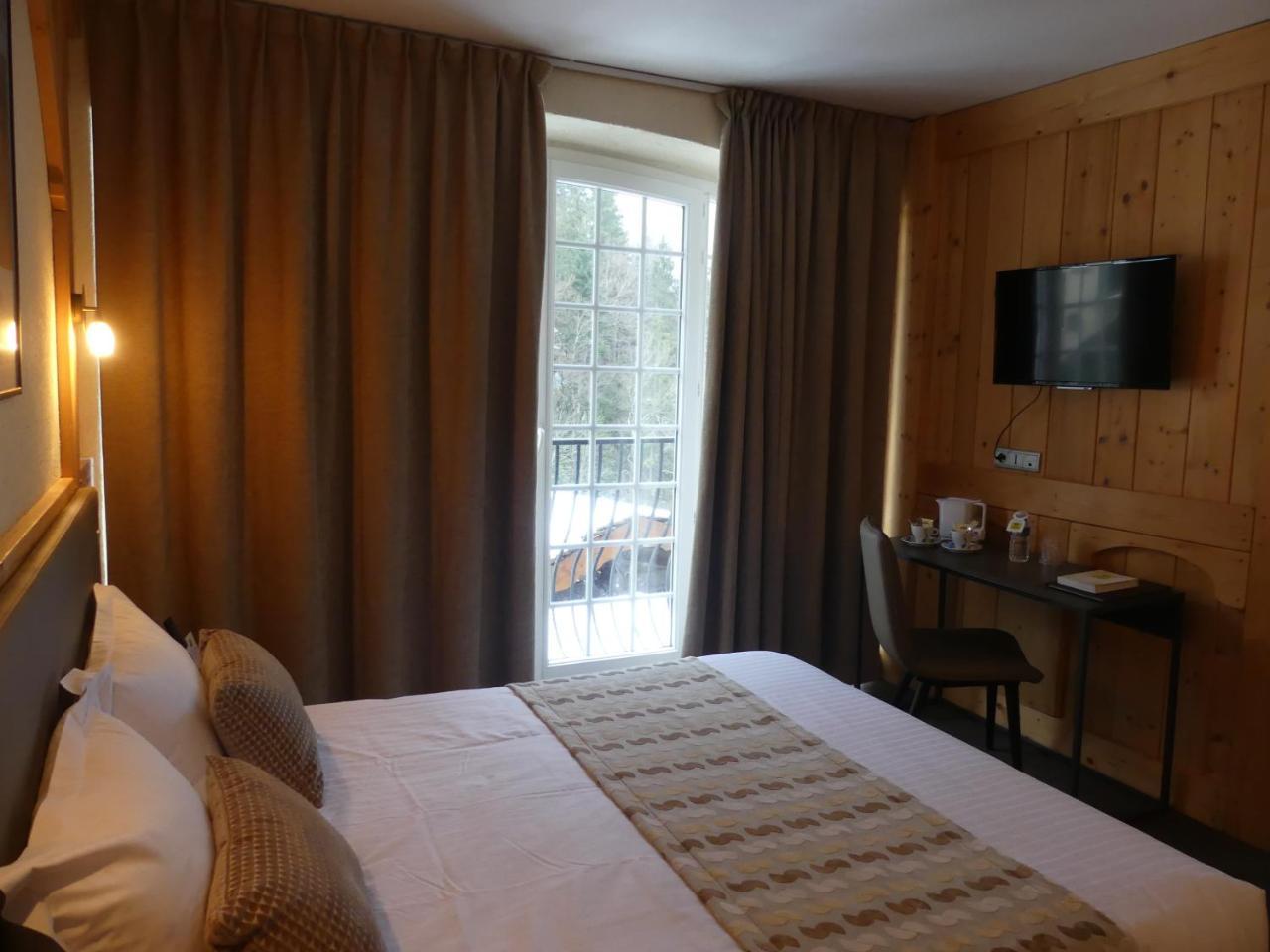Aux Truites Bleues Hotell Fort-du-Plasne Exteriör bild